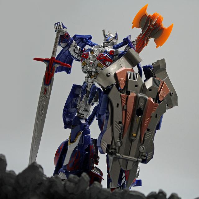 TLK15_CALIBUROPTIMUSPRIME_34.jpg